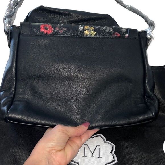 Magnolia and Vine Versa Collection Bag. Size Medium Black Leather flowers Magnet - Picture 8 of 10